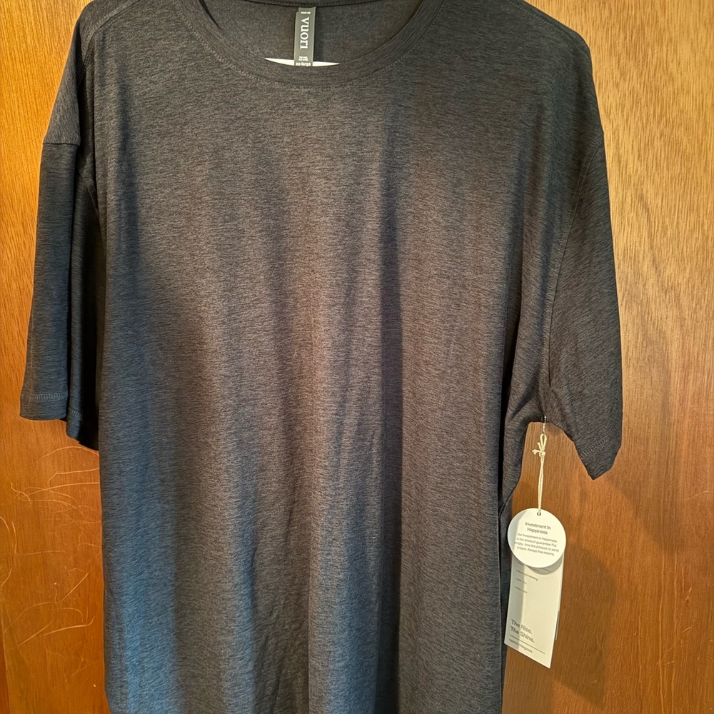 Vuori Men's Dark Gray Short Sleeve Tee- Strato Tech